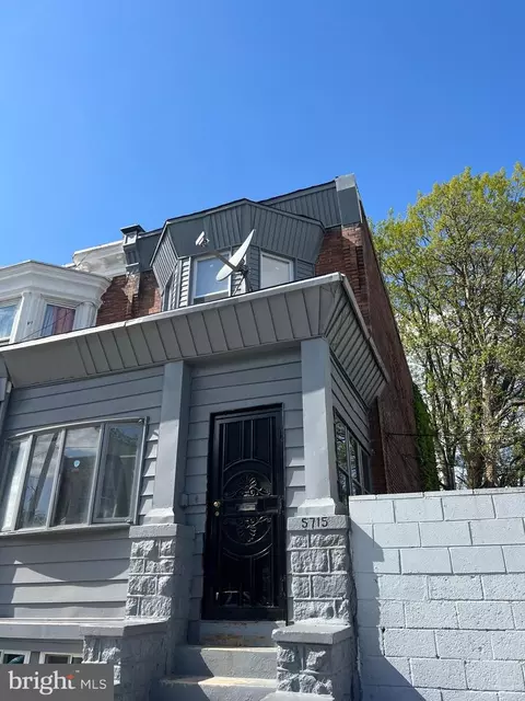 5715 Wyalusing Ave, Philadelphia, PA 19131