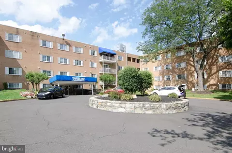 300 Byberry Rd #308, Philadelphia, PA 19116