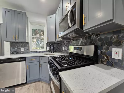 5318 N Marvine St, Philadelphia, PA 19141