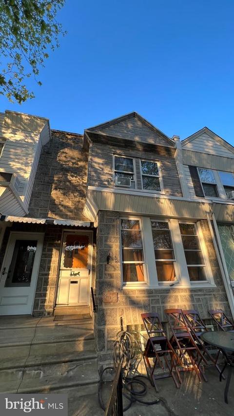 4109 Barnett St, Philadelphia, PA 19135