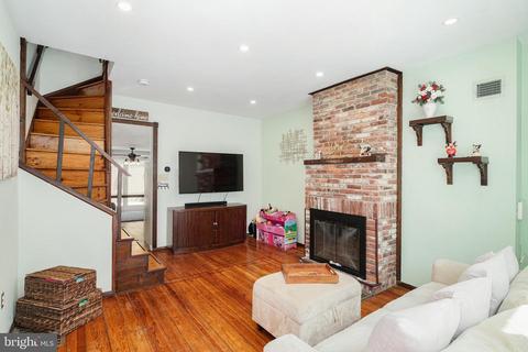 137 Watkins St, Philadelphia, PA 19148