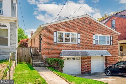 5723 Reach St, Philadelphia, PA 19120