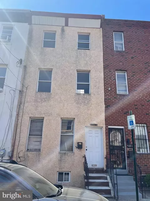 2250 N Howard St, Philadelphia, PA 19133