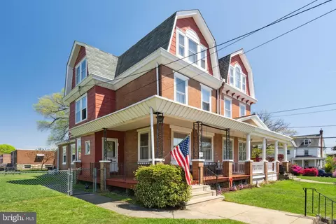 439 Hoffnagle St, Philadelphia, PA 19111