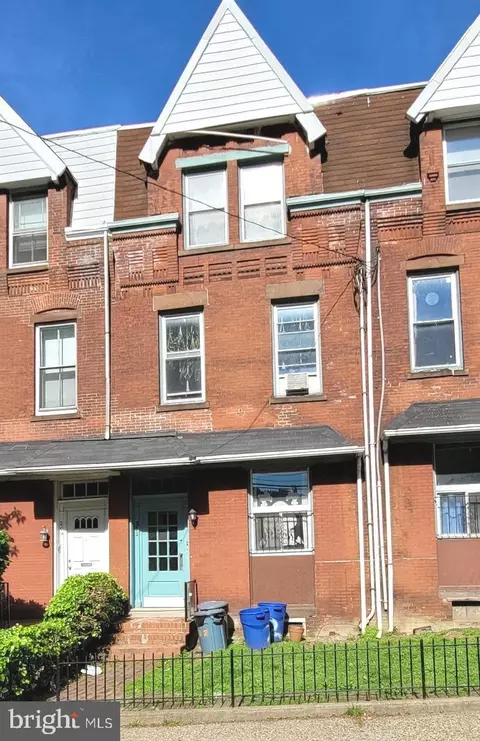 202 S 43rd St, Philadelphia, PA 19104