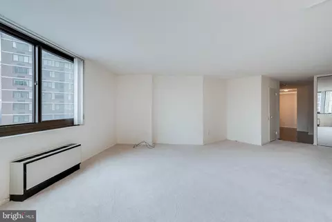 1420 Locust St #12A, Philadelphia, PA 19102