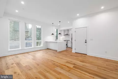 308 Reed St #1, Philadelphia, PA 19147