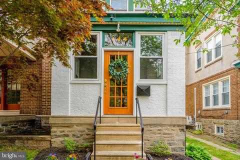 644 Hermitage St, Philadelphia, PA 19128