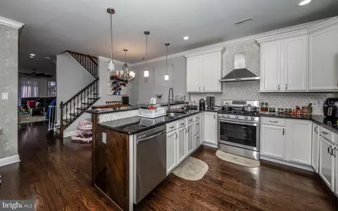 8205 Summerdale Ave, Philadelphia, PA 19152
