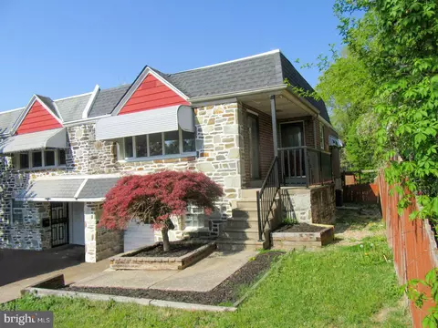 703 Hagner St, Philadelphia, PA 19128