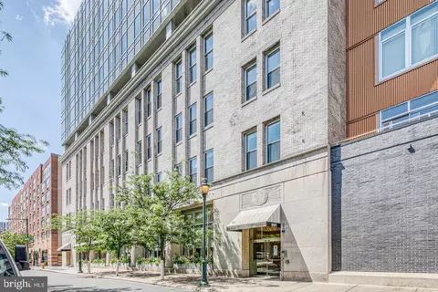1101 Locust St #5J, Philadelphia, PA 19107