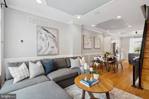 1525 S Bouvier St, Philadelphia, PA 19146