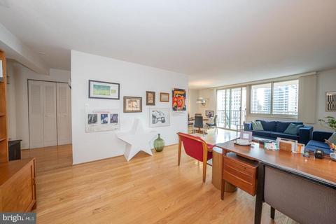 1919 Chestnut St #2218, Philadelphia, PA 19103