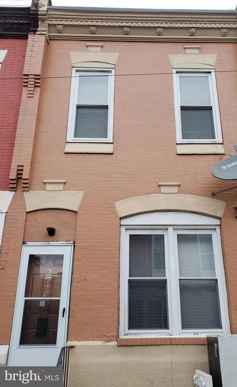 2719 W Oakdale St, Philadelphia, PA 19132