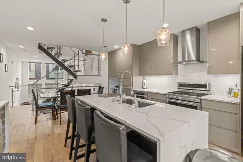 1515 N Palethorp St, Philadelphia, PA 19122