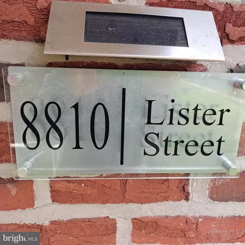 8810 Lister St, Philadelphia, PA 19152