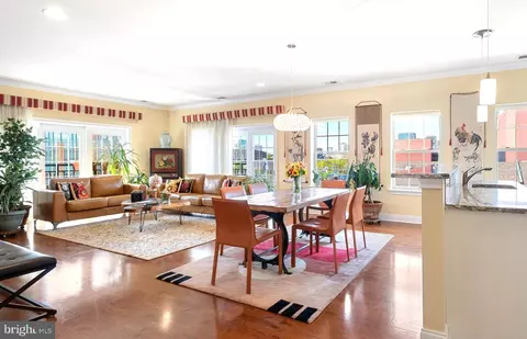 500 Regatta Dr #2538, Philadelphia, PA 19146