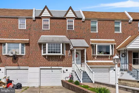 3749 Genesee Dr, Philadelphia, PA 19154