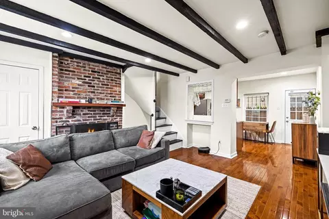 1904 Naudain St, Philadelphia, PA 19146