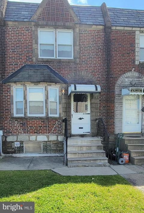 2264 Saint Vincent St, Philadelphia, PA 19149