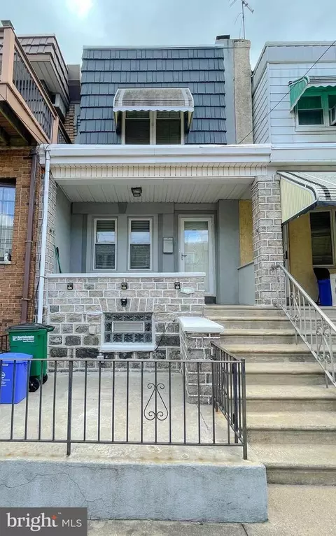 3015 S Smedley St, Philadelphia, PA 19145
