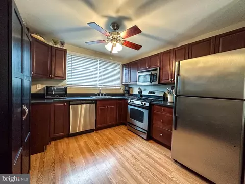 12624 Biscayne Dr, Philadelphia, PA 19154