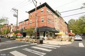 2047 Green St, Philadelphia, PA 19130