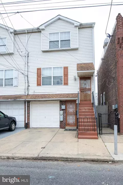 3565 Janney St, Philadelphia, PA 19134
