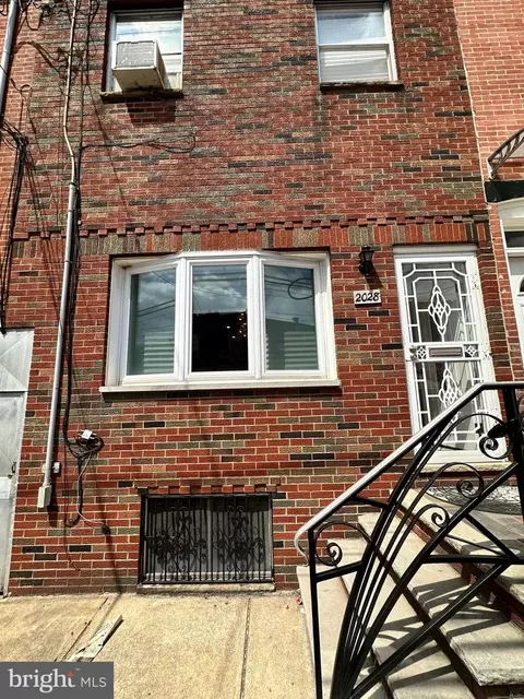 2028 S 9th St, Philadelphia, PA 19148