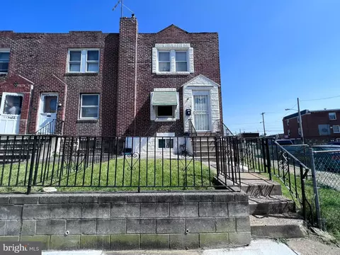 5437 Marsden St, Philadelphia, PA 19124