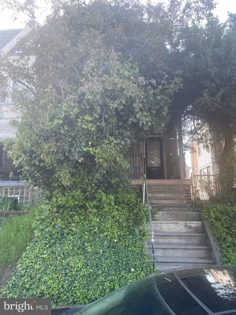 34 E Tulpehocken St, Philadelphia, PA 19144