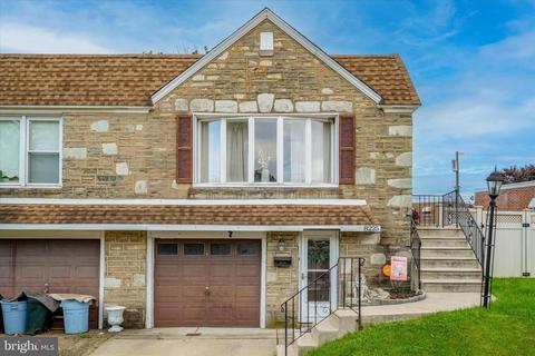 8225 Colfax St, Philadelphia, PA 19136