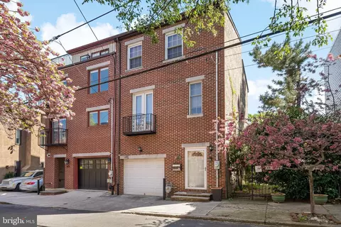 911 N Lawrence St, Philadelphia, PA 19123