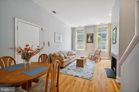 170511 Green St #A, Philadelphia, PA 19130