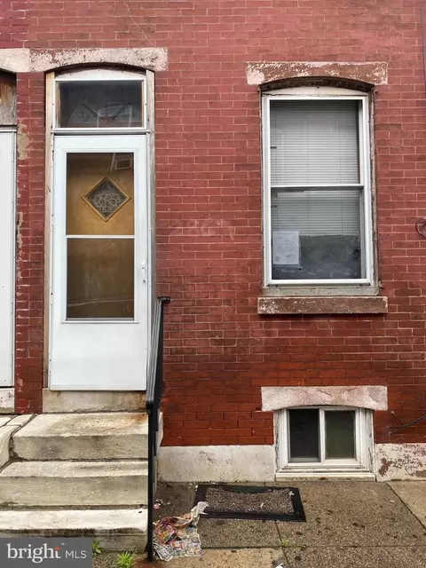 2867 N Orkney St, Philadelphia, PA 19133