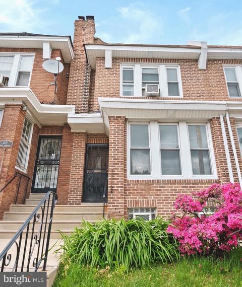 2109 N Redfield St, Philadelphia, PA 19131