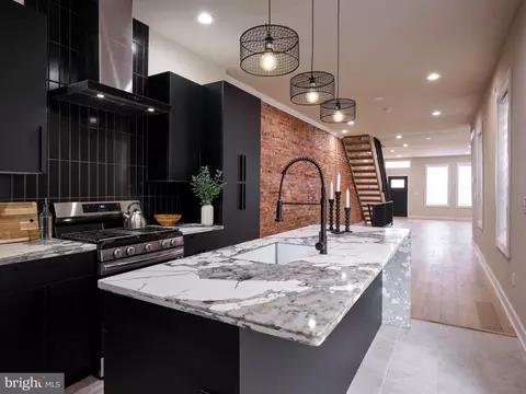 1246 Marlborough St, Philadelphia, PA 19125