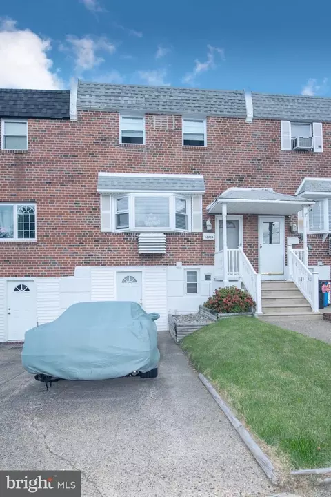12034 Covert Rd, Philadelphia, PA 19154