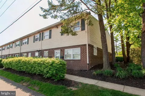 603 Edison Ave #A, Philadelphia, PA 19116