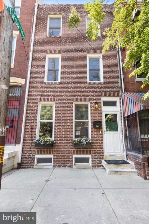 706 S 15th St, Philadelphia, PA 19146