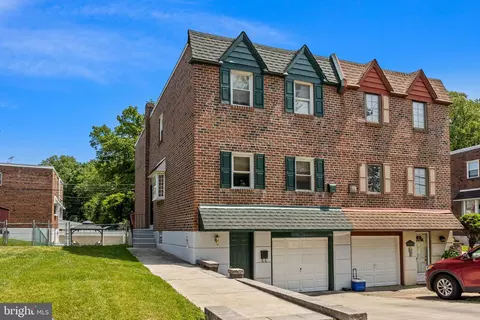 11729 Stevens Rd, Philadelphia, PA 19116