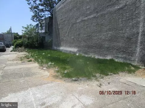 5724 Vine St, Philadelphia, PA 19139