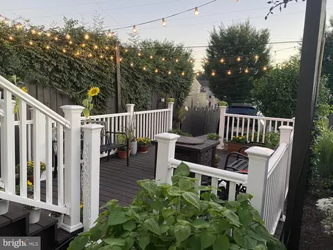 4658 Umbria St, Philadelphia, PA 19127