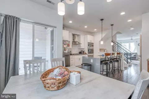 159 E Allen St #3, Philadelphia, PA 19125