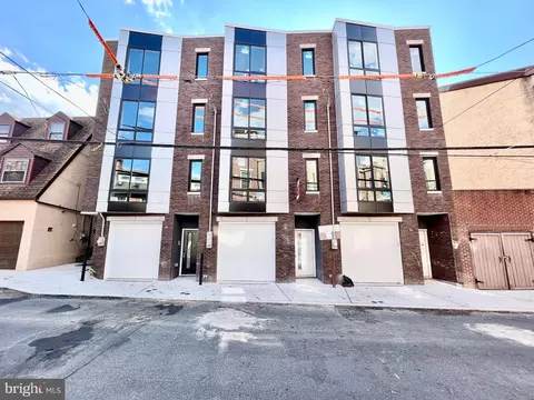 416 Poplar St, Philadelphia, PA 19123