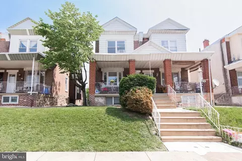 4429 Devereaux St, Philadelphia, PA 19135