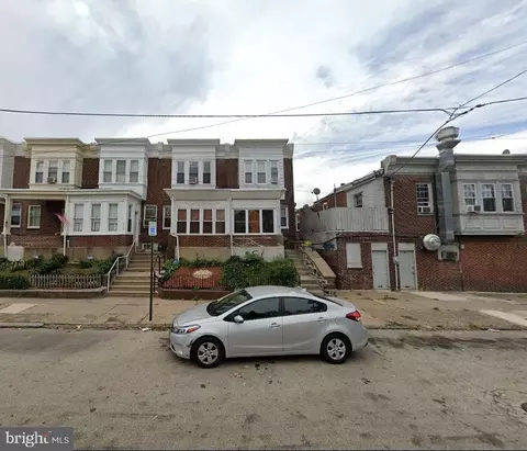 2204 S 69th St, Philadelphia, PA 19142
