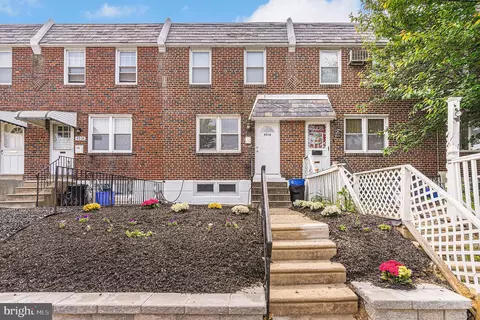 4516 Robbins St, Philadelphia, PA 19135