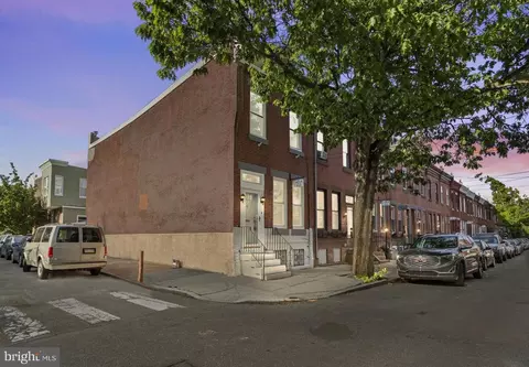 809 E Thompson St, Philadelphia, PA 19125
