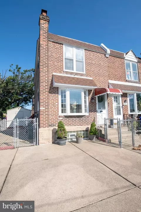 3600 Livingston St, Philadelphia, PA 19134